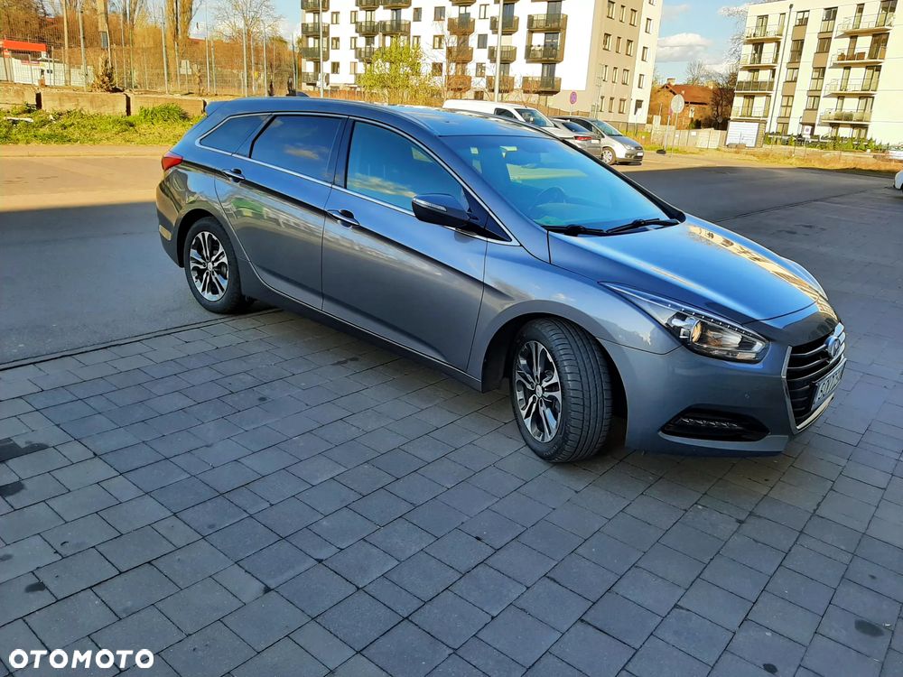 Hyundai i40 Kombi blue 1.7 CRDi DCT Trend - 4