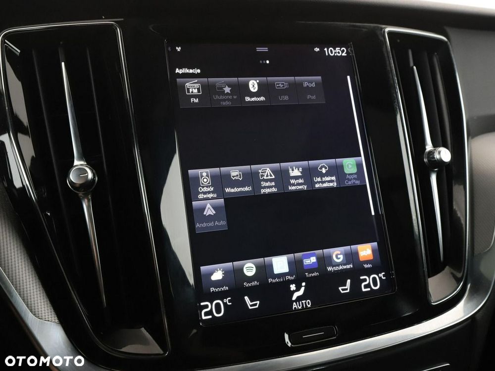 Volvo V60 T8 AWD Recharge Geartronic RDesign - 28