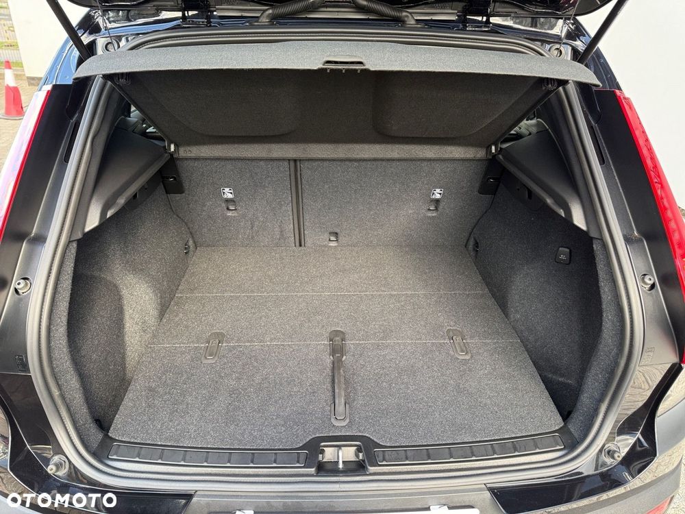 Volvo XC 40 - 27