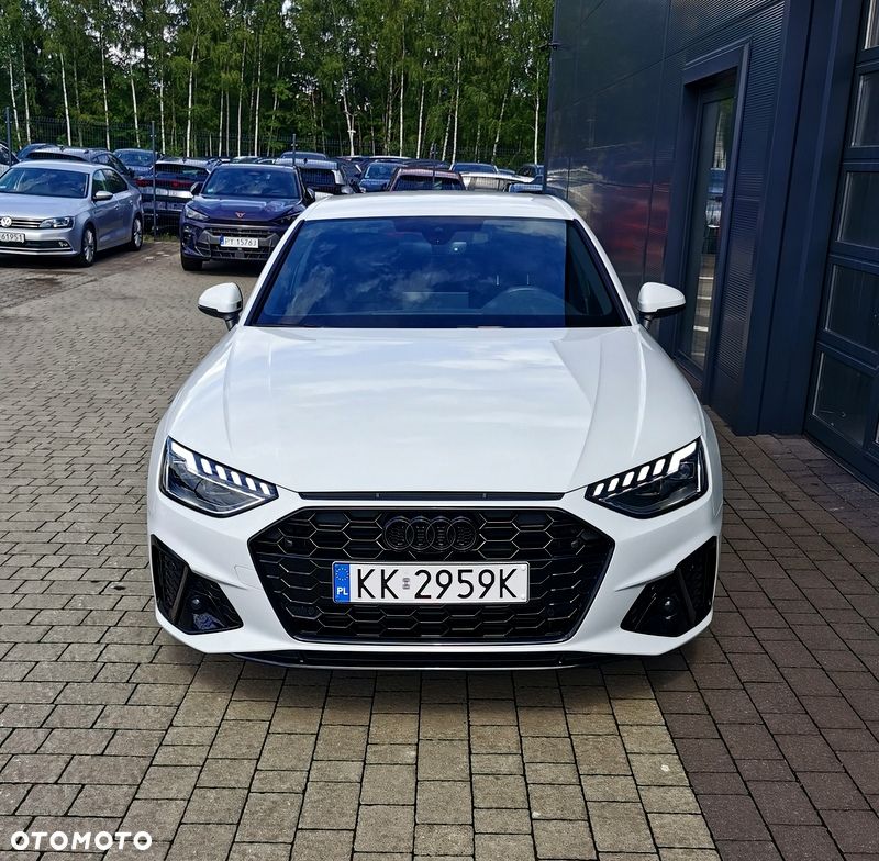 Audi A4 Limousine 35 TFSI mHEV S Line S tronic - 26