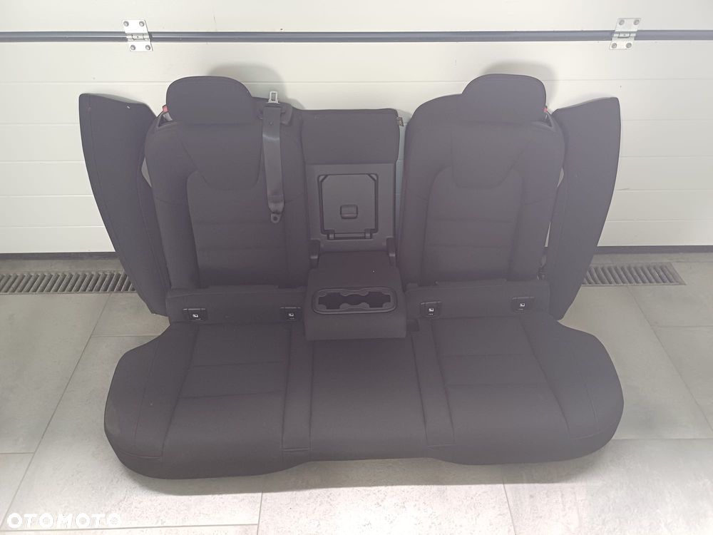 NR 71 Fotele przednie, napinacze, el. lędźwie, podłokietnik Volvo V60 2020 - 6