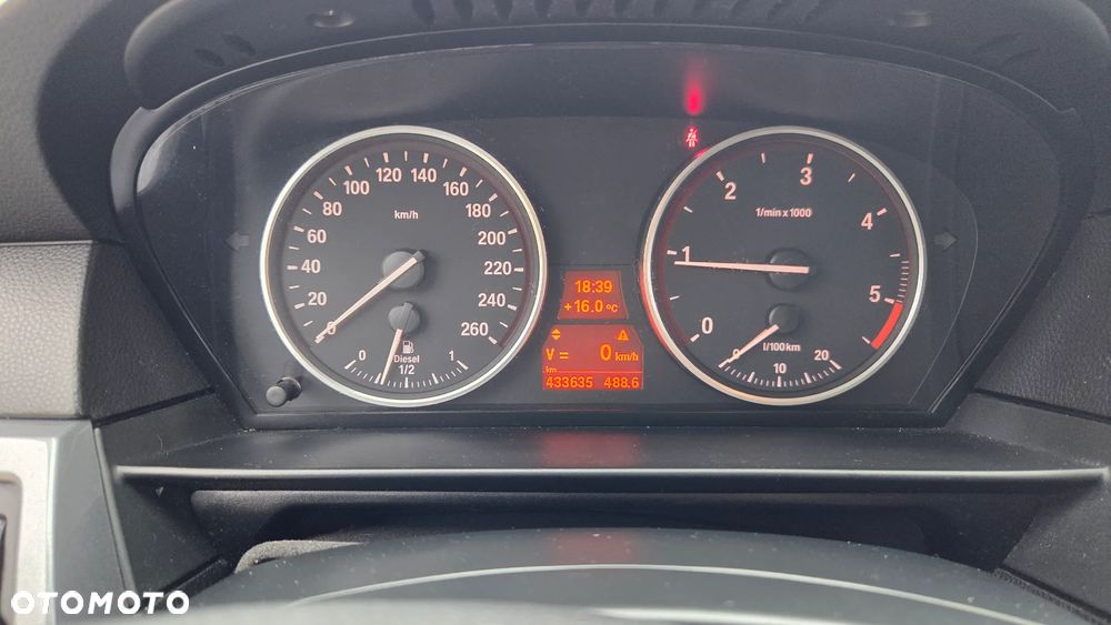 BMW Seria 5 520d - 11