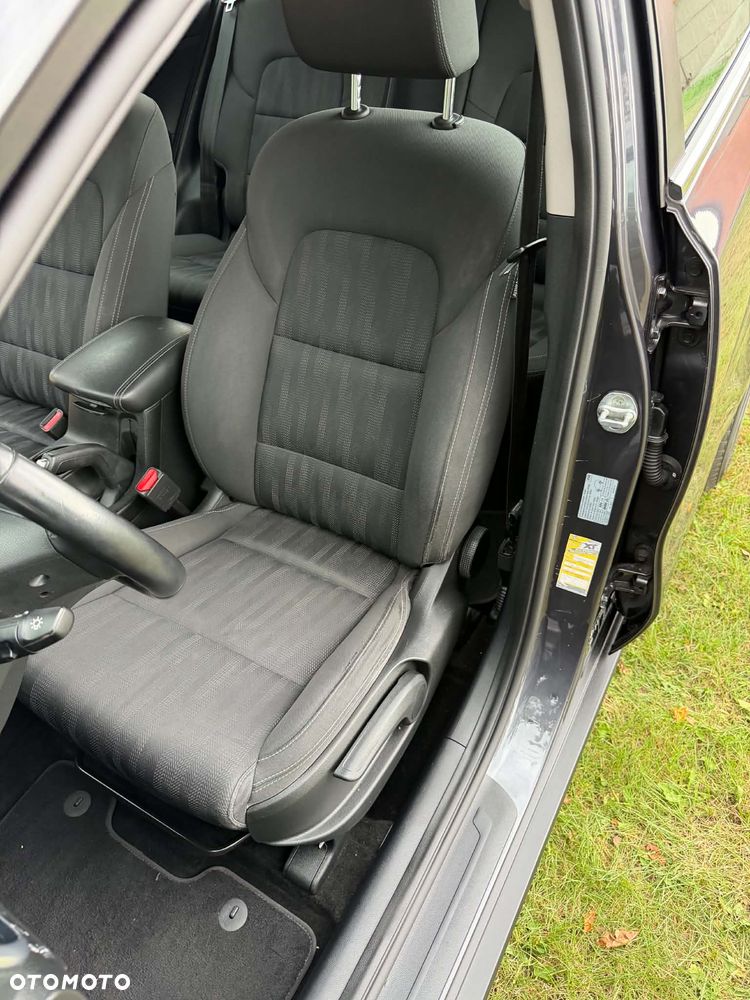 Kia Sportage 1.6 GDI Business Line 2WD - 17