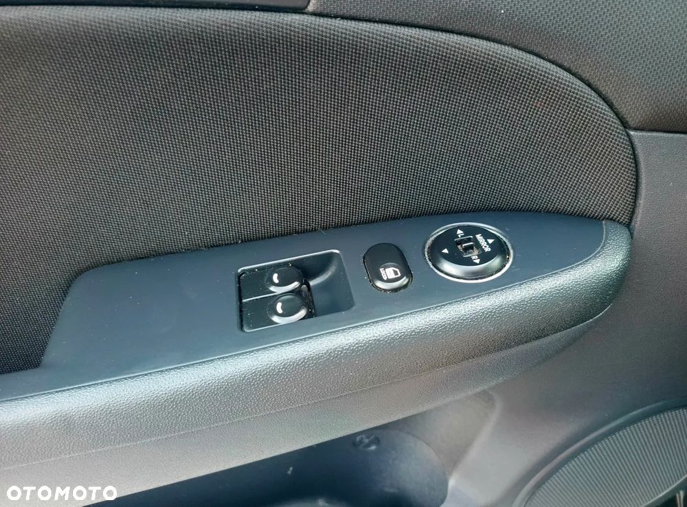 Hyundai i30 i30cw 1.4 blue Comfort - 26
