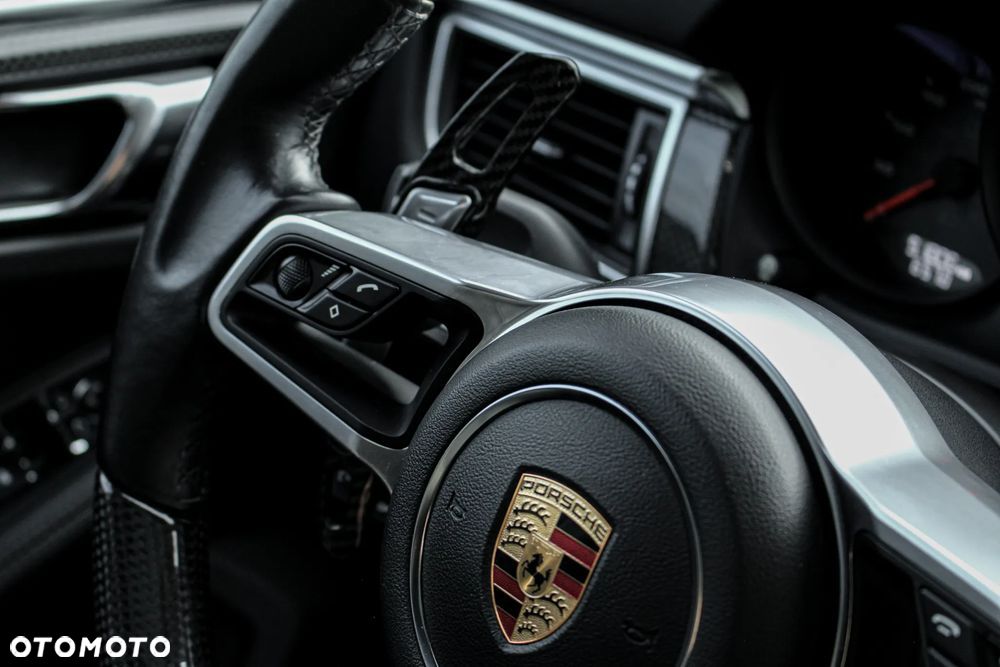 Porsche Macan GTS - 31