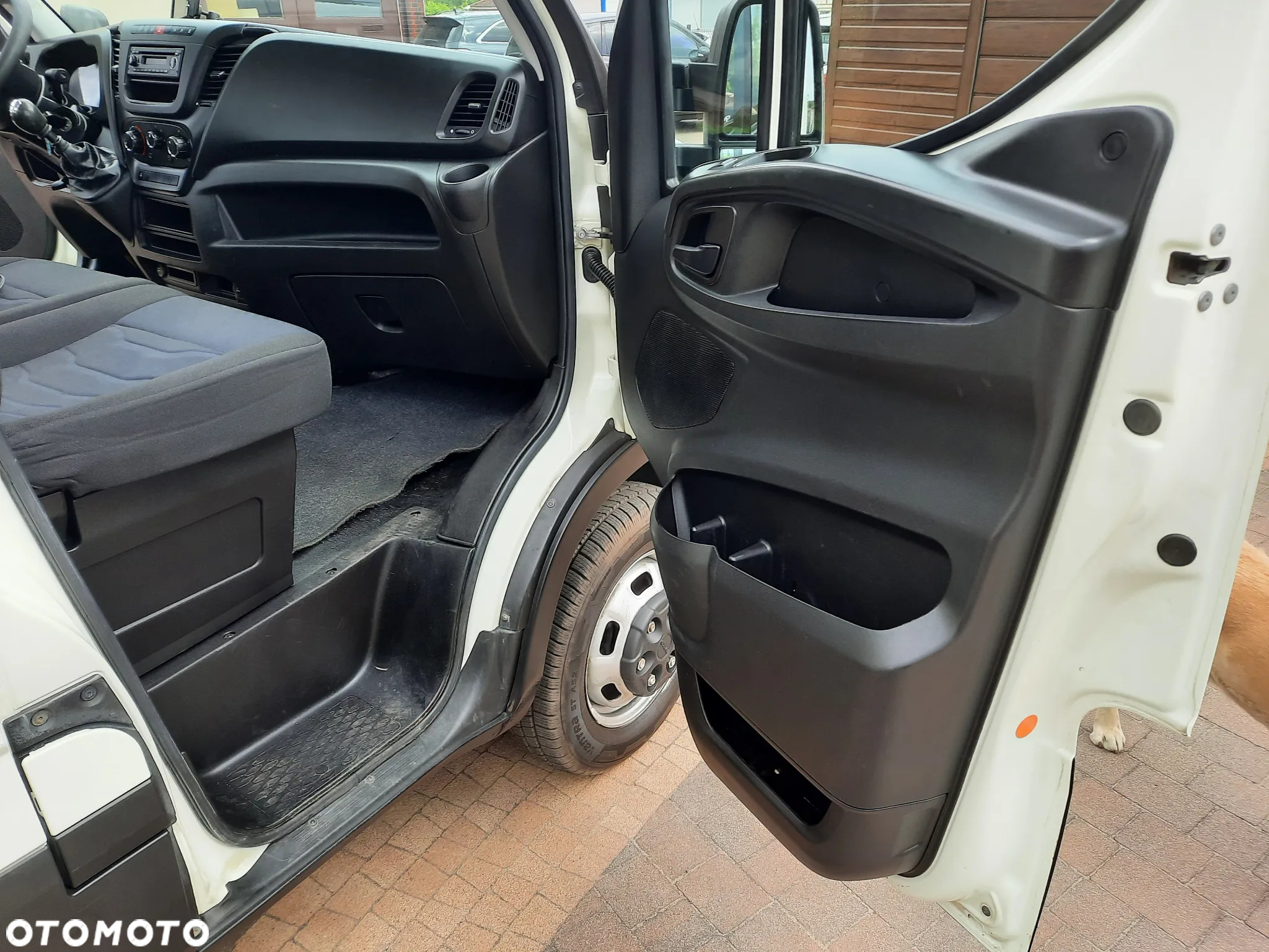 Iveco 35c14 - 9