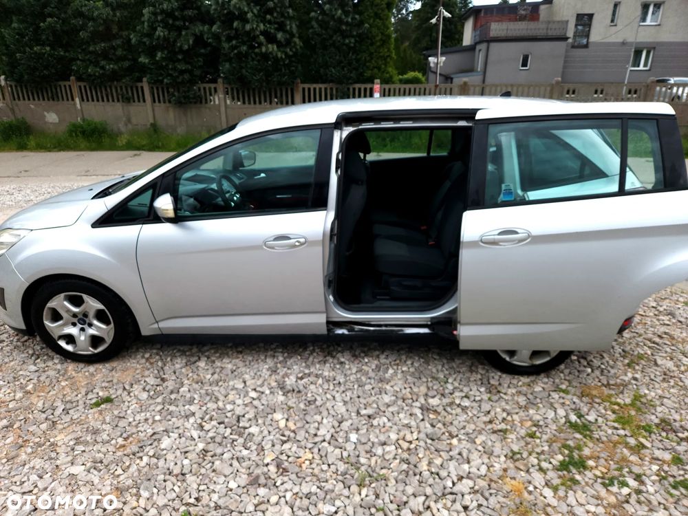 Ford Grand C-MAX - 6