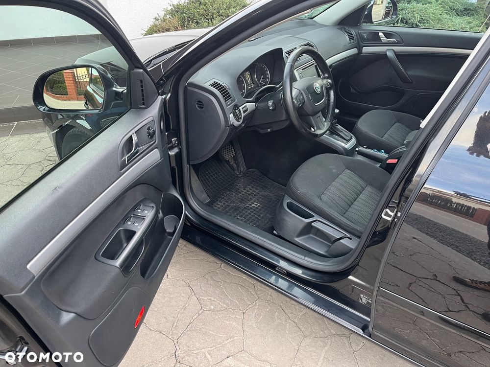 Skoda Octavia 1.8 TSI DSG Elegance - 9