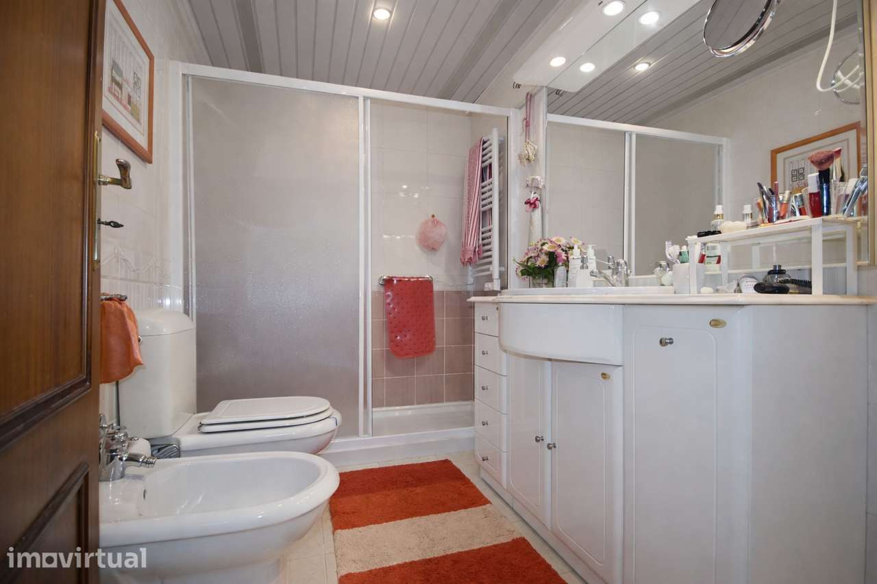 Apartamento T3 Venda em Tomar (São João Baptista) e Santa Maria dos Ol - Grande imagem: 2/26