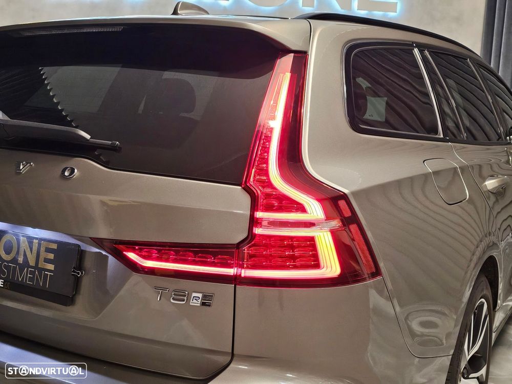Volvo V60 2.0 T8 AWD TE R-Design - 31