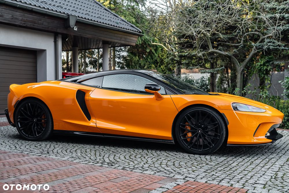 McLaren GT - 3