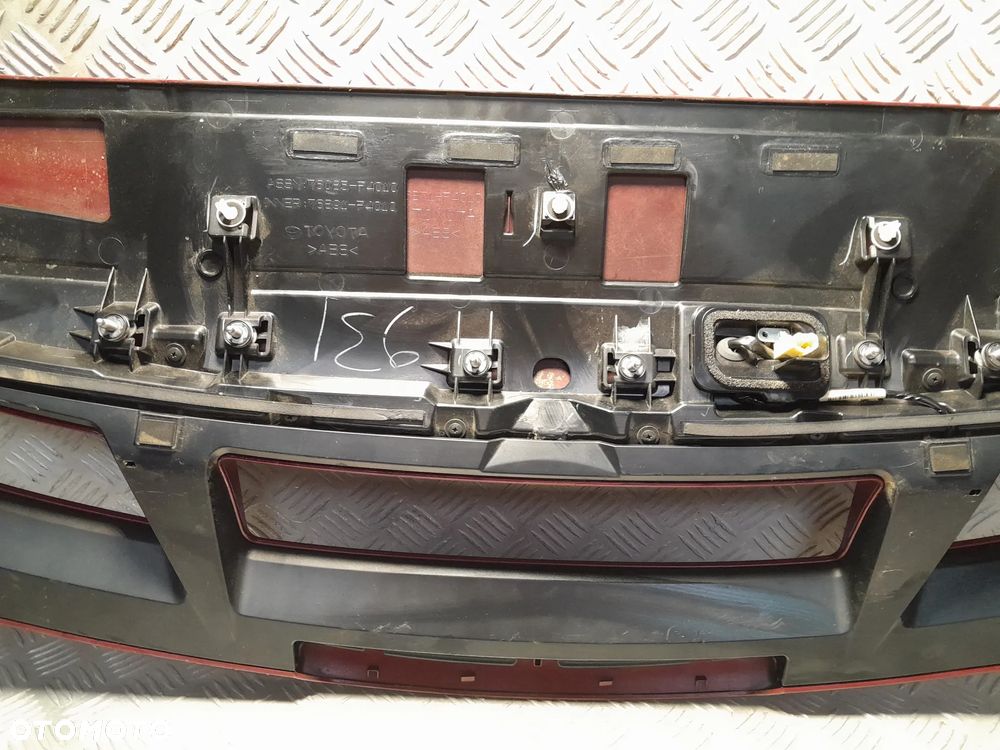 TOYOTA C-HR SPOILER LOTKA KLAPY BAGAŻNIKA - 19