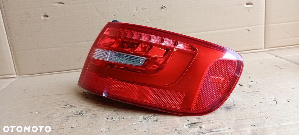 Allegro Lampa prawy tył tylna prawa w błotnik LED Audi A4 B8 Lift Kombi 8K9945096D - 1