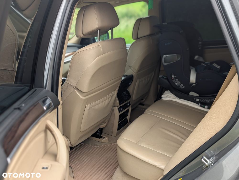 BMW X5 3.0sd xDrive - 25