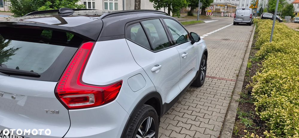 Volvo XC 40 T3 R-Design - 5
