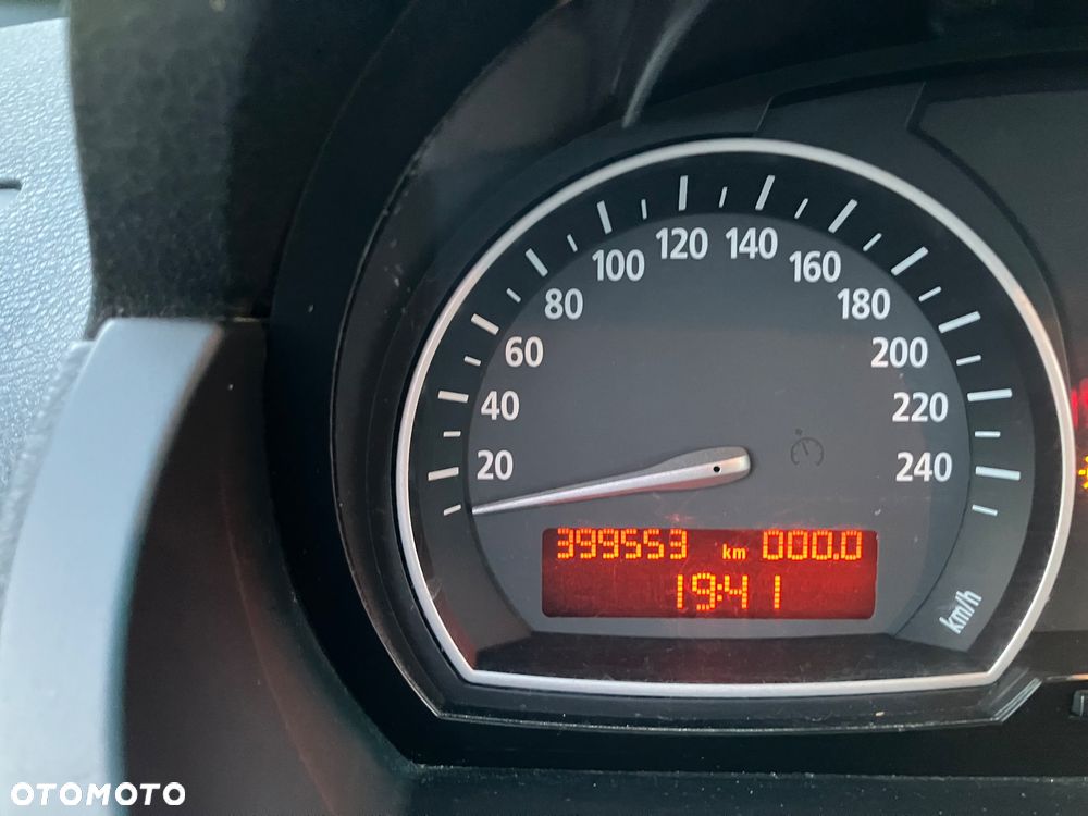 BMW X3 2.0d - 10
