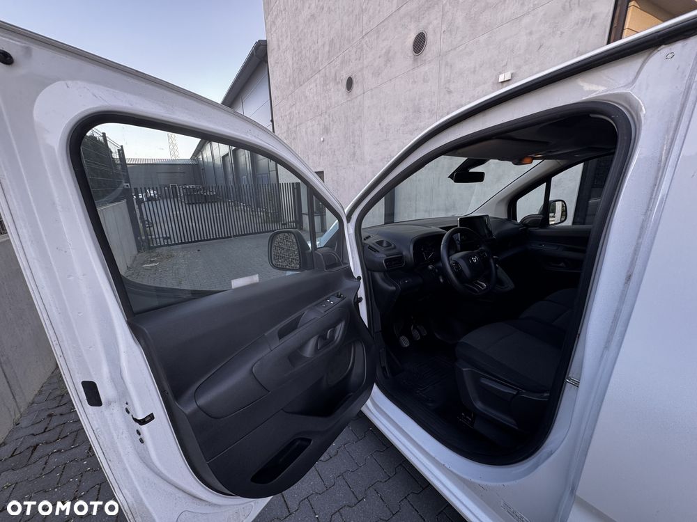 Toyota Proace City - 11