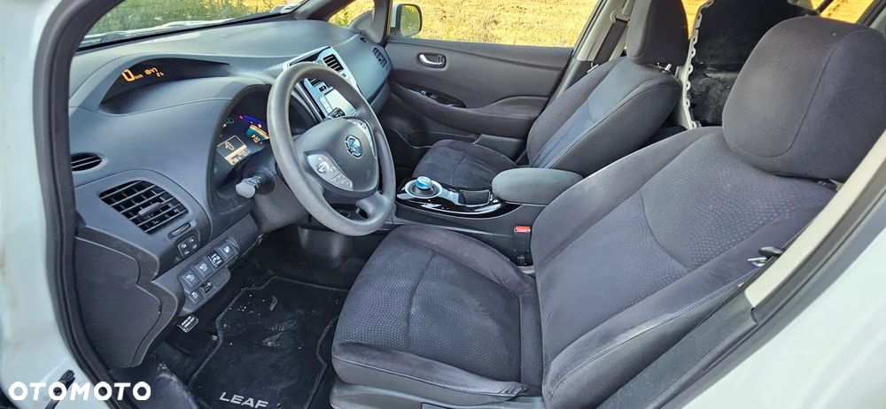 Nissan Leaf - 10