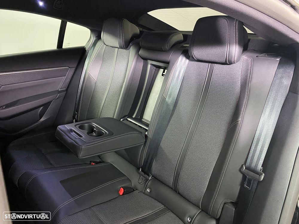 Peugeot 508 1.6 Hybrid Allure e-EAT8 - 19