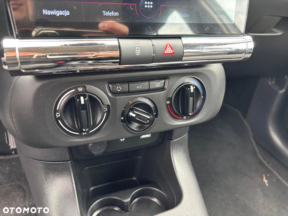 Citroën C3 Pure Tech 82 SHINE - 25