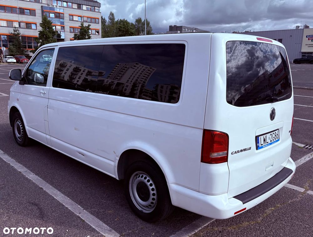 Volkswagen Caravelle - 5