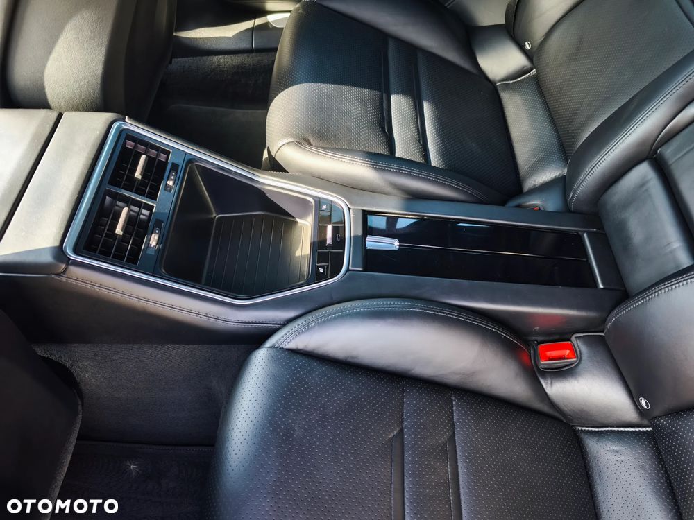 Porsche Panamera 4S Diesel - 37