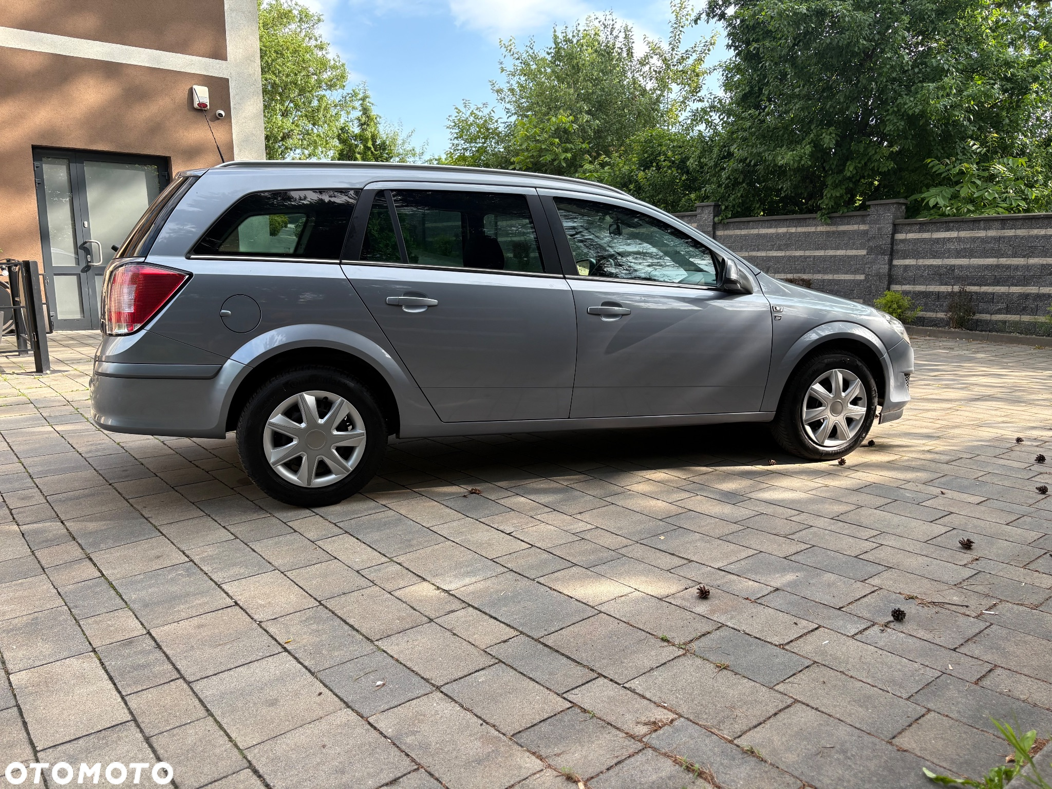Opel Astra 1.4 Caravan Edition 111 Jahre - 9