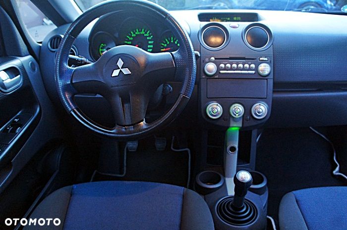 Mitsubishi Colt CZ3 1.3 Inform - 21