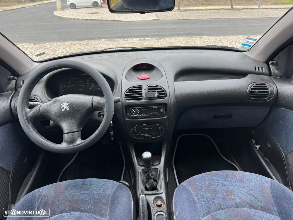 Peugeot 206 - 3