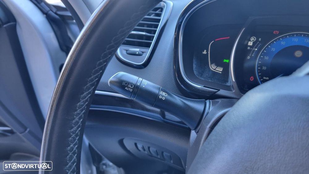 Renault Espace 1.6 dCi Initiale Paris EDC - 23