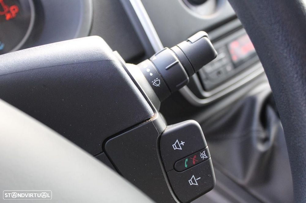 Renault Kangoo Express - 19