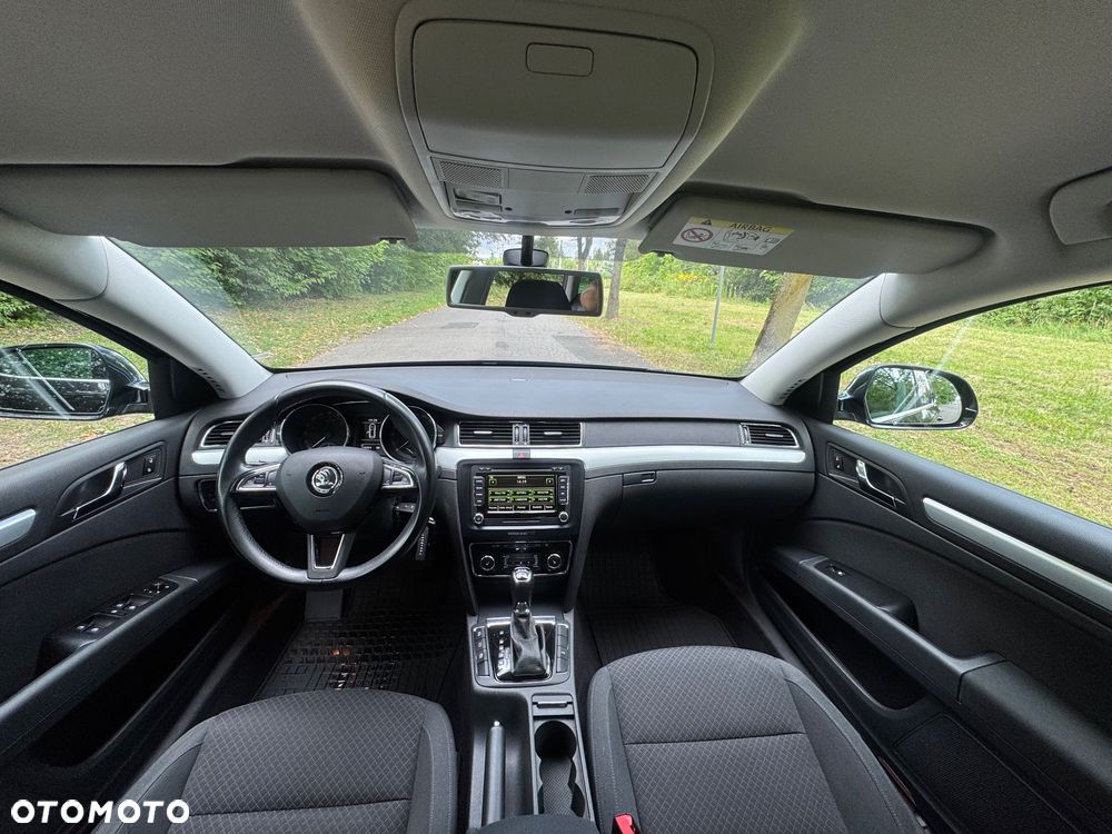 Skoda Superb 2.0 TDI Green tec 4x4 DSG Elegance - 11