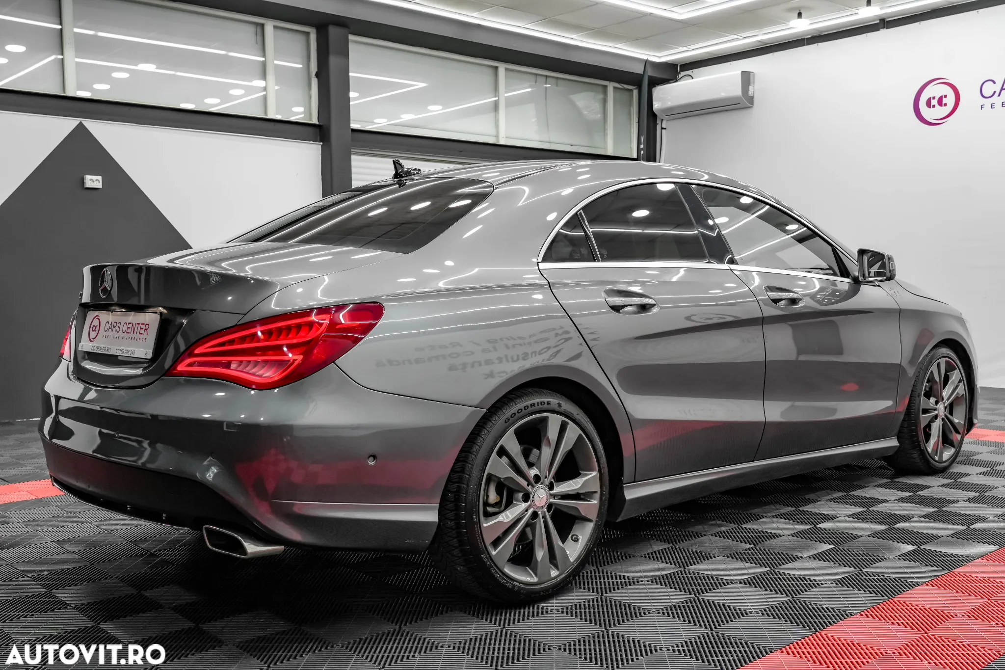 Mercedes-Benz CLA 220 d Aut. - 4