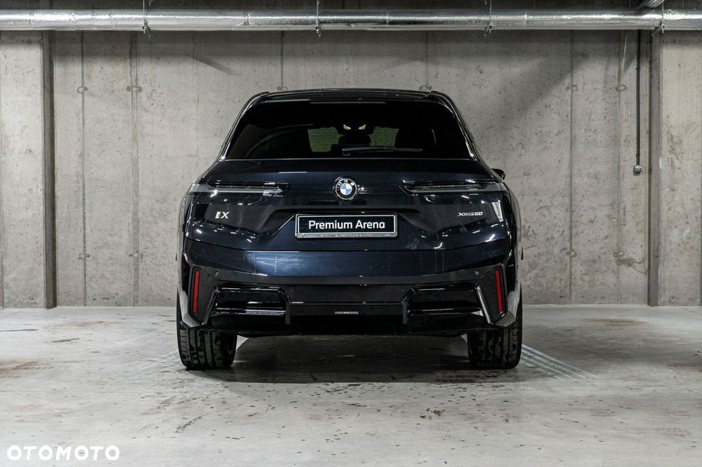 BMW iX - 7