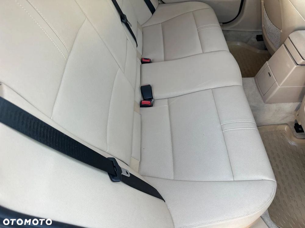 BMW X3 2.0i - 18