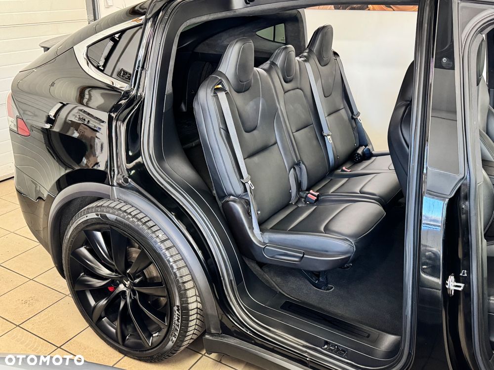 Tesla Model X Performance - 30