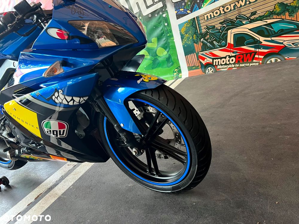 Yamaha YZF - 7