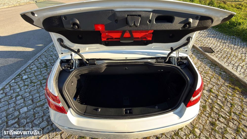 Mercedes-Benz E 350 BlueEFFICIENCY 7G-TRONIC Elegance - 9