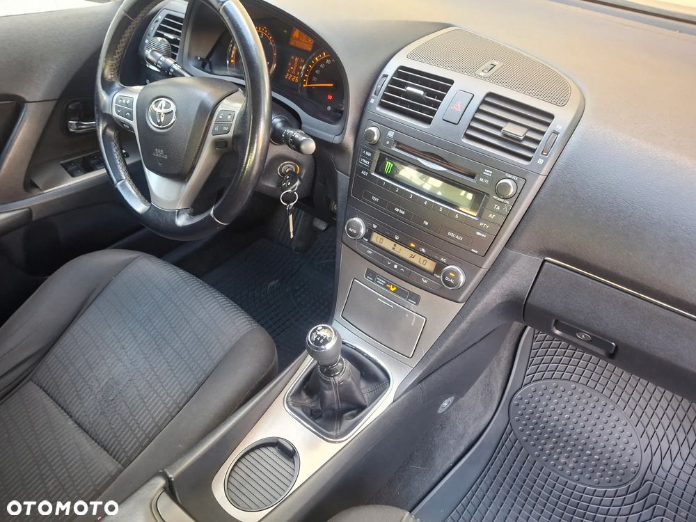 Toyota Avensis 2.0 D-4D Edition - 21