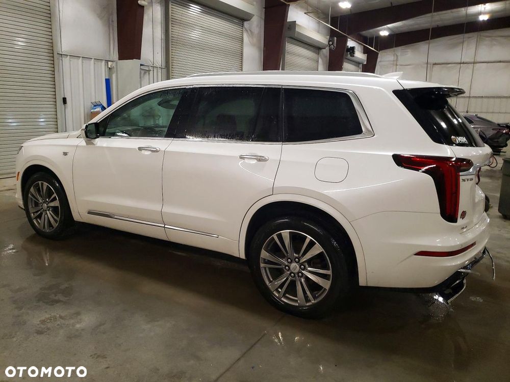 Cadillac XT6 - 4