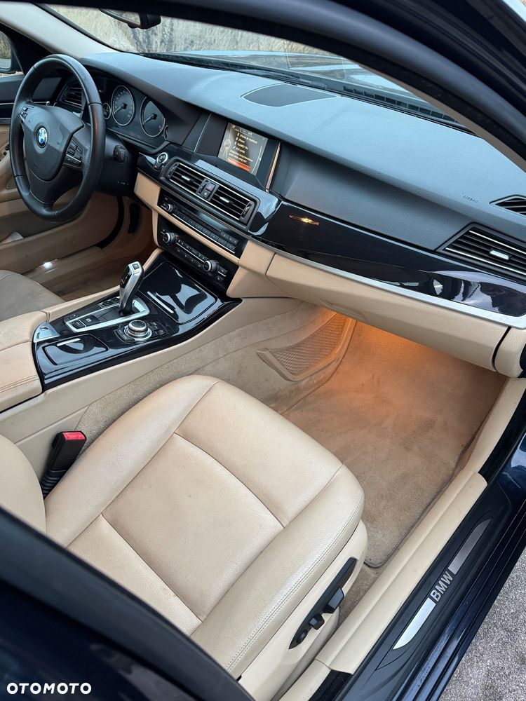 BMW Seria 5 520d Efficient Dynamics - 9