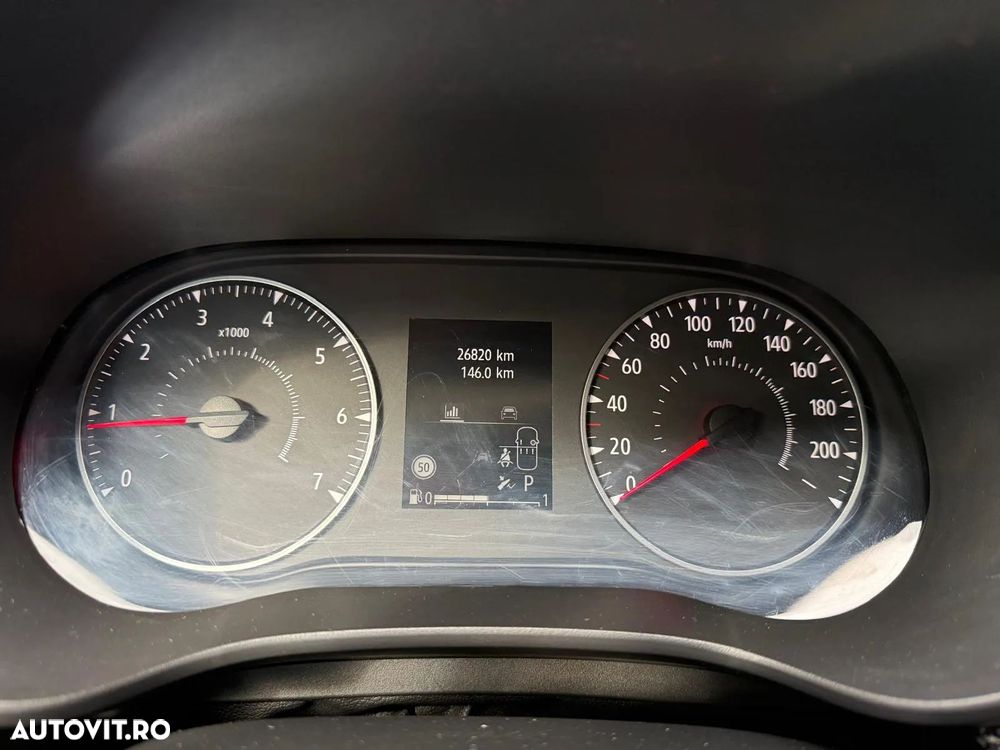 Dacia Logan TCe 90 CVT Expression - 8