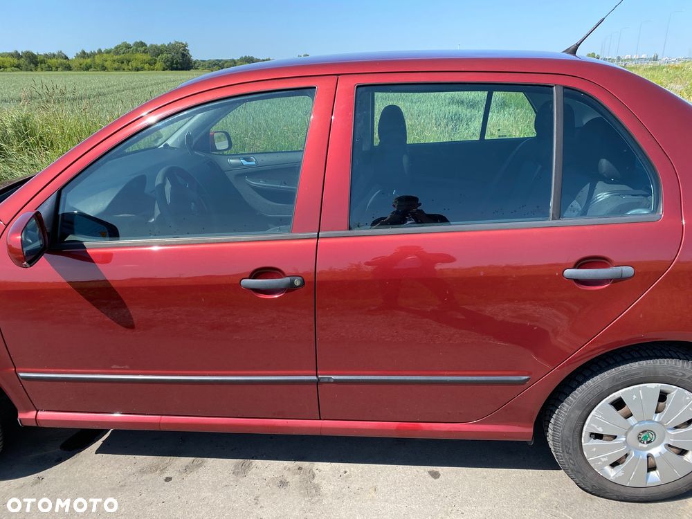 Skoda Fabia 1.4 16V Ambiente - 10