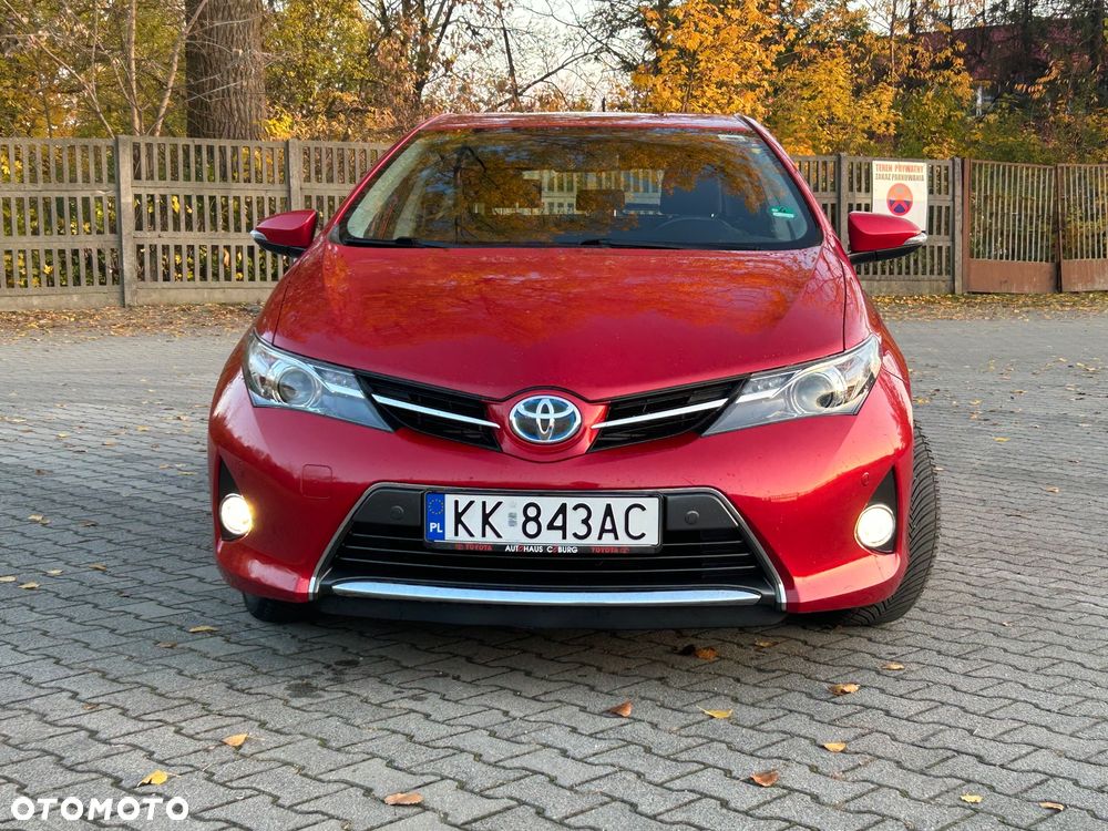 Toyota Auris 2014 photo 3