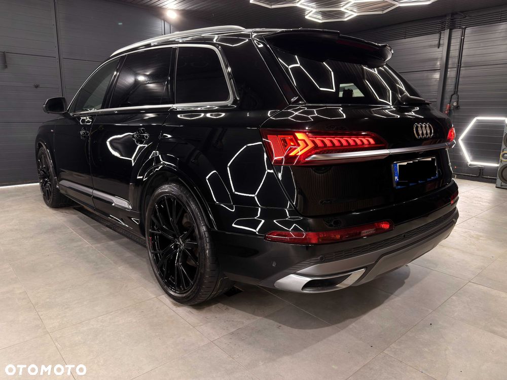 Audi Q7 2021 photo 3