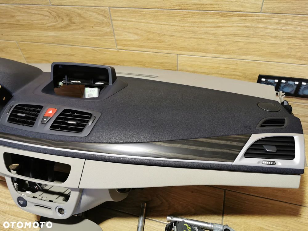 Renault Megane III Deska Rozdzielcza Kokpit Airbag - 4