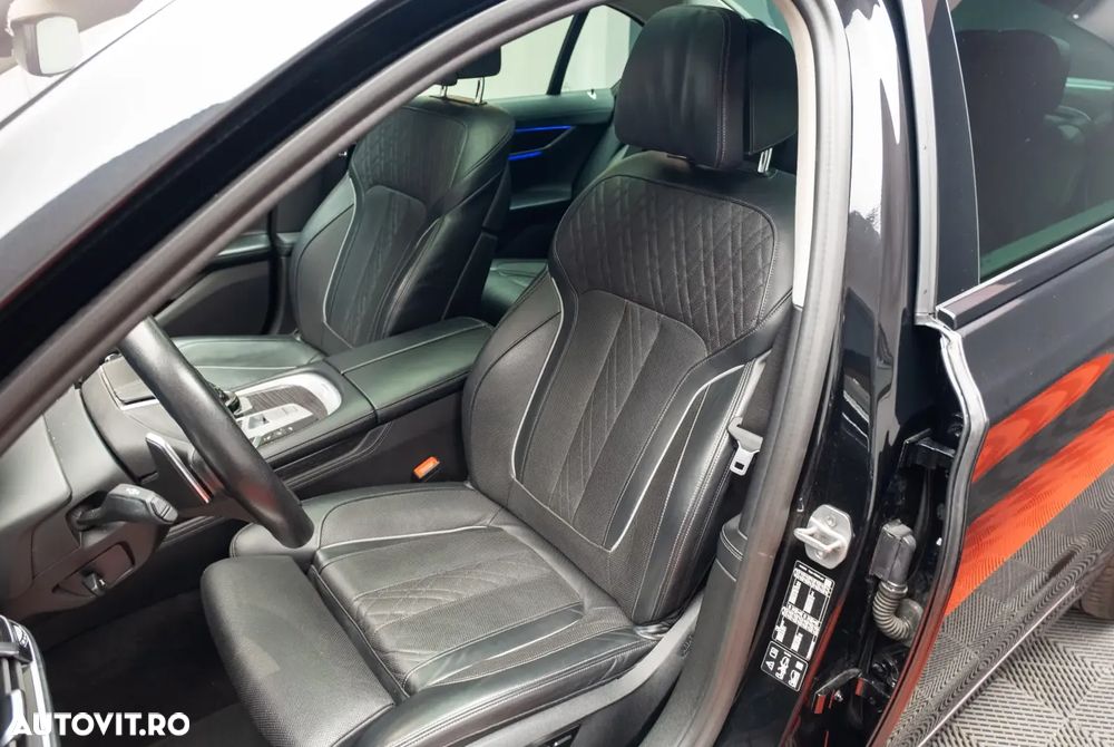 BMW Seria 7 740d xDrive MHEV - 7