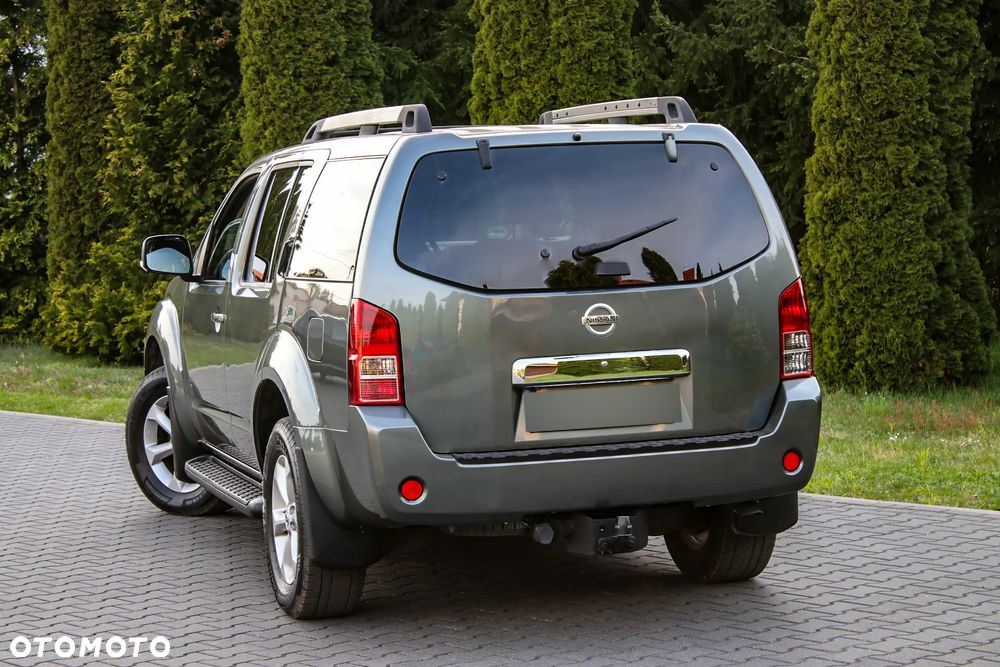 Nissan Pathfinder 2.5 dCi Platinum - 12