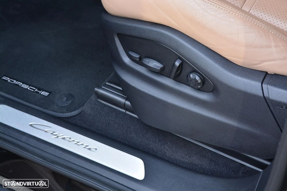 Porsche Cayenne E-Hybrid - 54