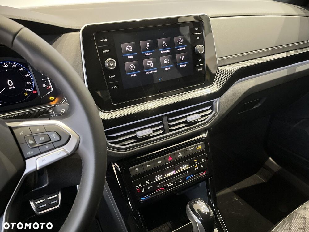 Volkswagen T-Cross - 24